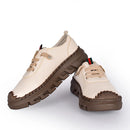 Mocasín OY en Beige y Negro - Elegancia Casual a tus Pies