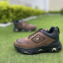 Botines Caterpillar Tractor para Hombre: Durabilidad y Estilo
