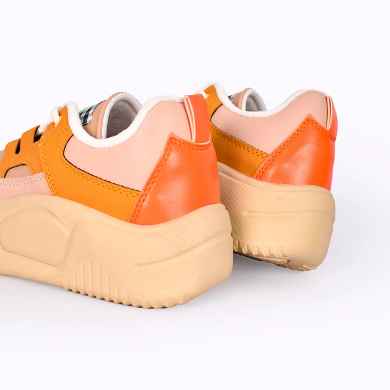 Zapatilla Deportivo Love: Ligereza y Confort para tu Rutina