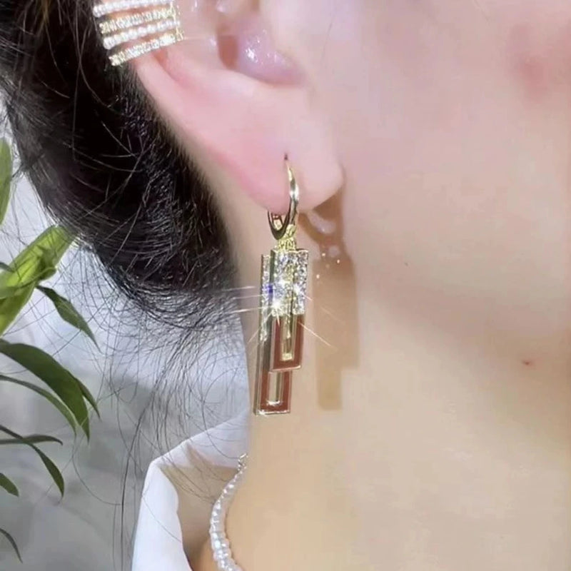 Pendientes de Zirconia y Aleación de Cobre para Mujer