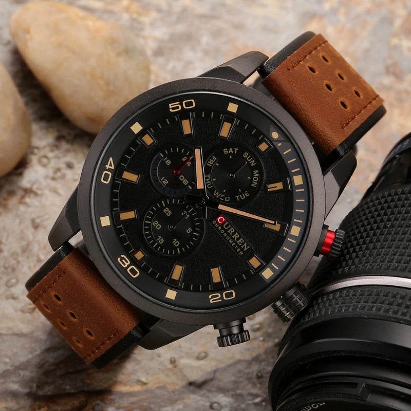 Reloj Curren 8250 de Cuero con Manecillas Luminosas para Hombre
