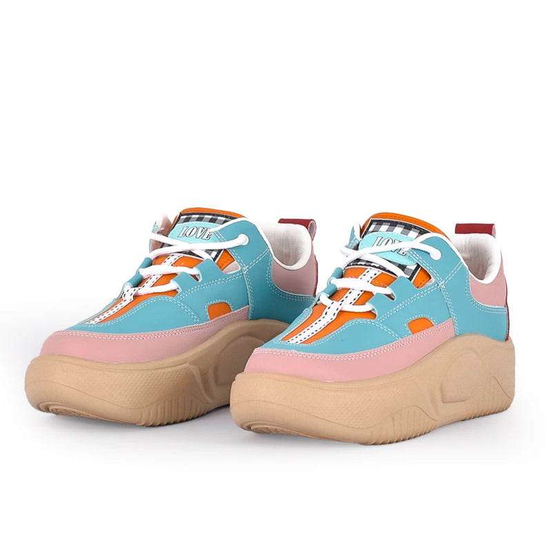 Zapatilla Deportivo Love: Ligereza y Confort para tu Rutina