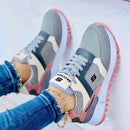 Skechers Gris para Dama: Confort y Estilo en Cada Paso