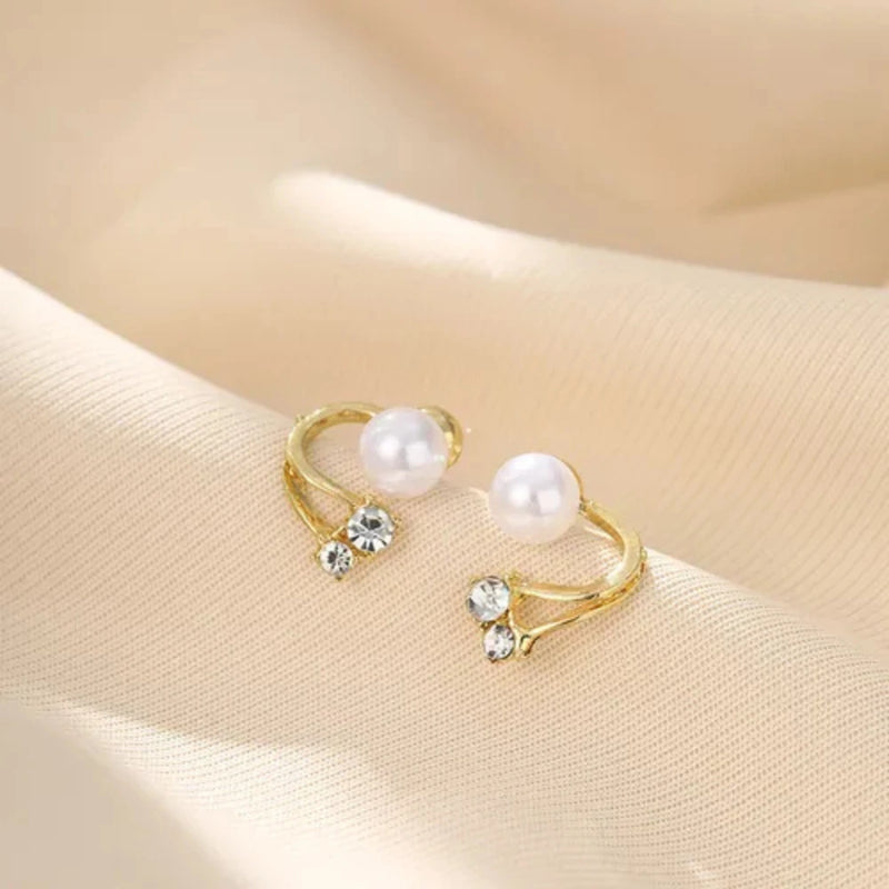 Aretes Bohemios Dorados con Perlas y Cristales Elegantes