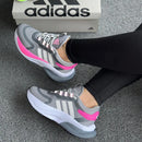 Tenis Adidas Bounce para Dama en Gris y Rosa: Estilo y Comodidad