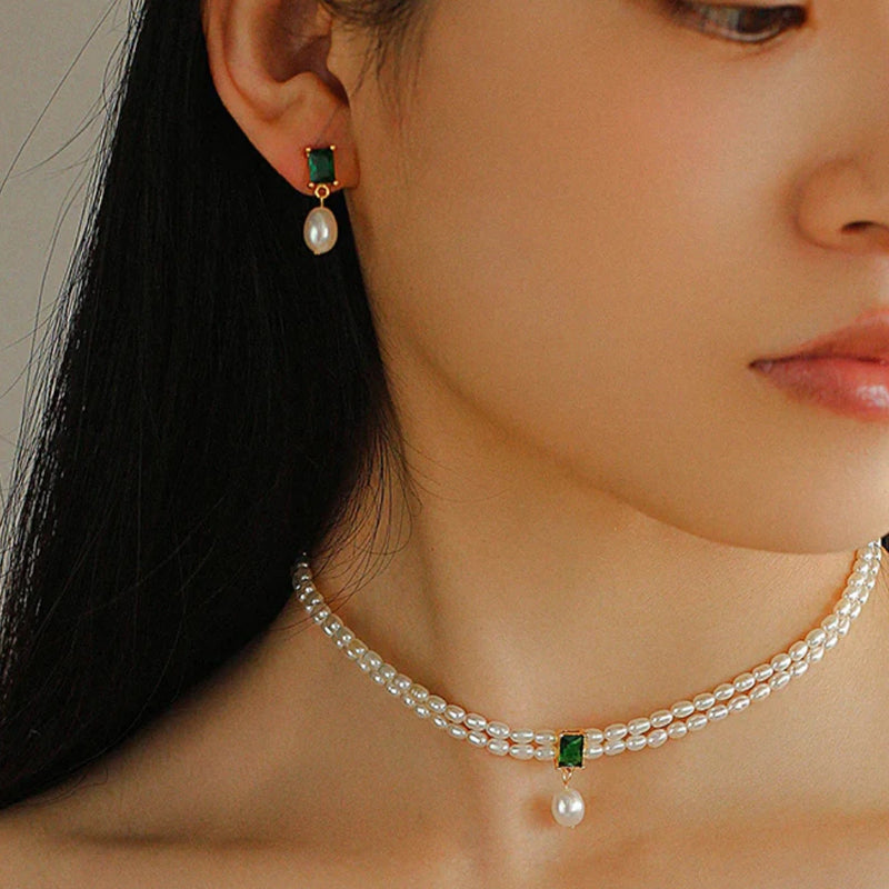Collar de Perlas de Agua Dulce con Cadena Ajustable Elegante