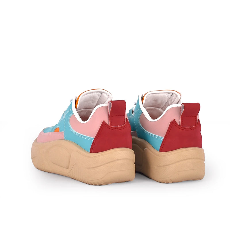 Zapatilla Deportivo Love: Ligereza y Confort para tu Rutina