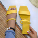 Sandalia Plana Textil/Sintético en Variedad de Colores