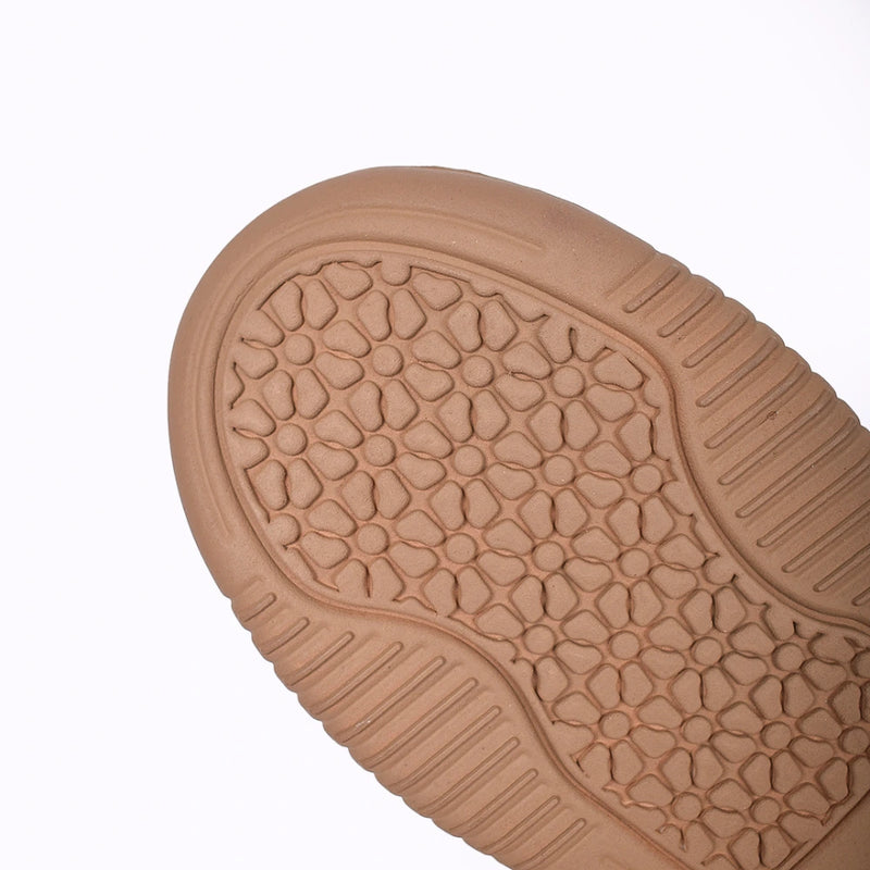 Zapatilla Deportivo Love: Ligereza y Confort para tu Rutina