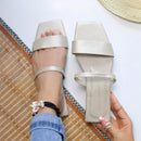 Sandalia Plana Textil/Sintético en Variedad de Colores