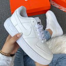 Nike Air Force One Clásico: Comodidad y Estilo Urbano