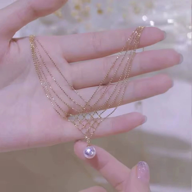 Collar de Perlas Ako en Acero Inoxidable para Mujeres Elegantes