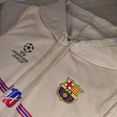 Buzo Unisex Barcelona con Logos Bordados y Diseño Exclusivo