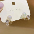 Aretes Bohemios Dorados con Perlas y Cristales Elegantes