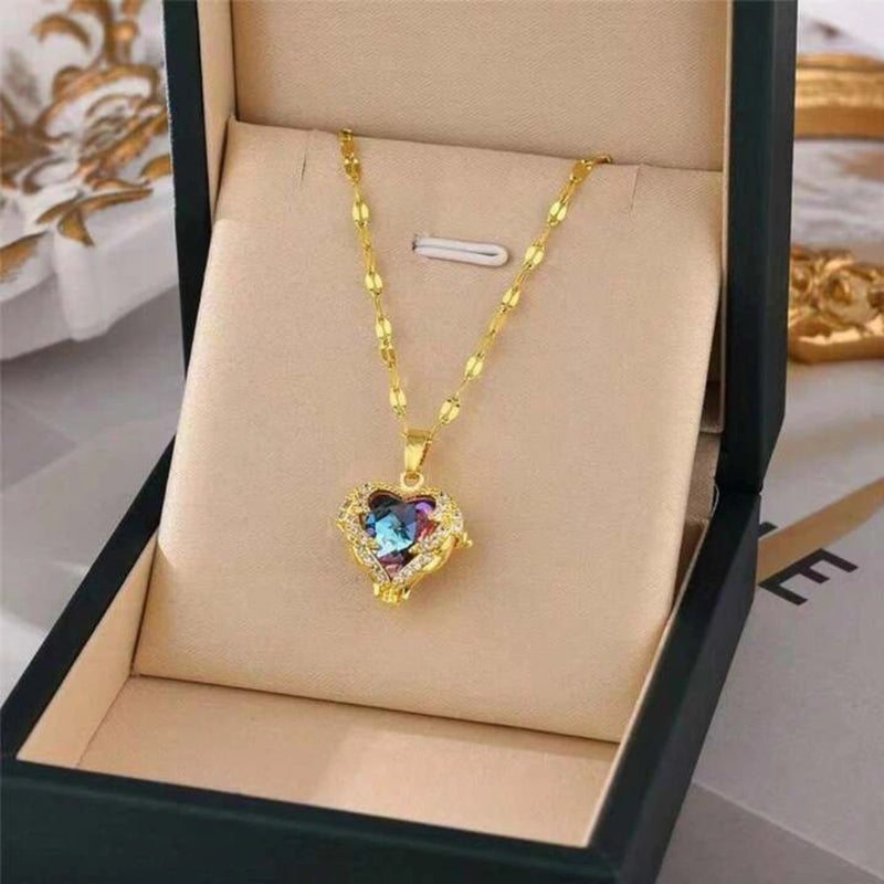 Collar de Corazón Oceano con Baño Dorado y Piedra Multicolor