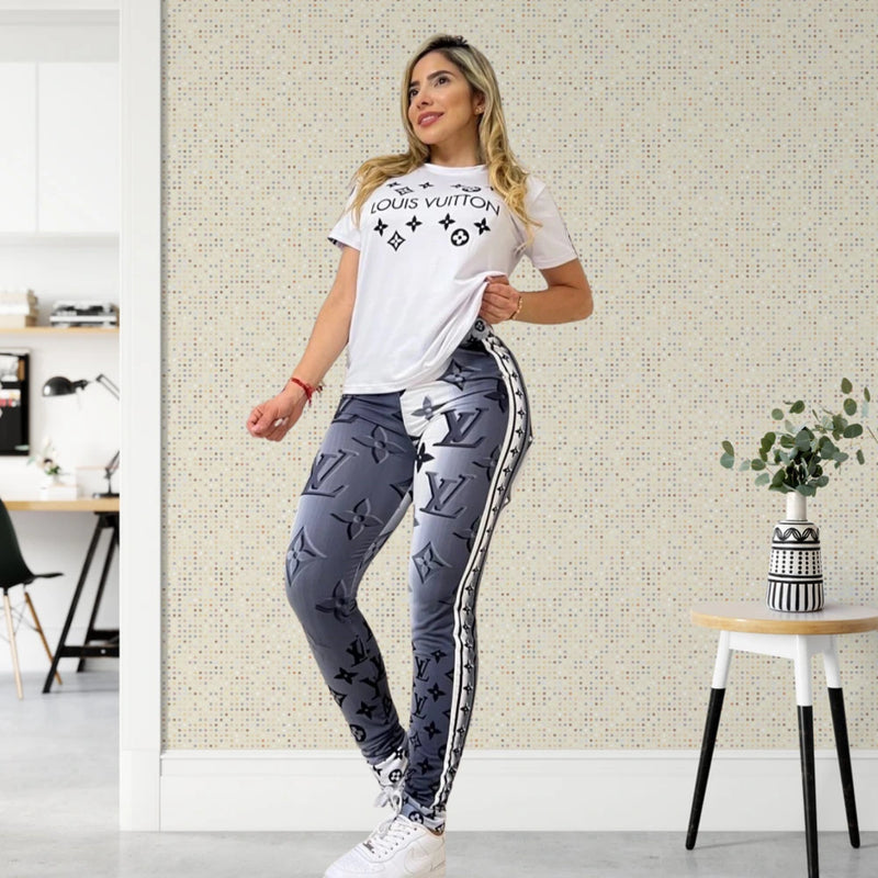Conjunto Deportivo en Tela Burda y Piel de Durazno