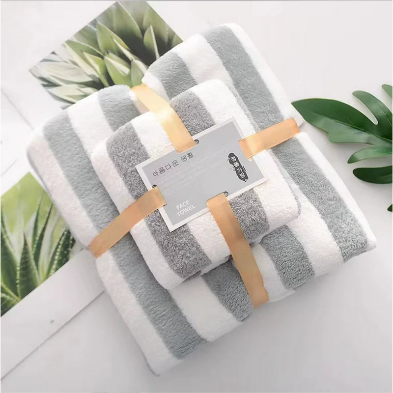 Juego de Toallas de Baño en Poliéster y Algodón Absorbentes