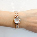 Reloj Dorado Elegante con Cristales para Mujer