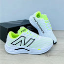 Zapatillas New Balance FuelCell: Comodidad y Estilo Unisex