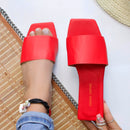 Sandalia Plana en Colores Variados - Estilo y Comodidad