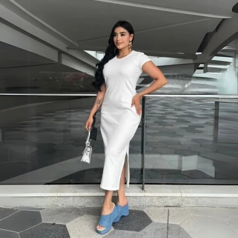 Vestido Rib Midi con Abertura Lateral – Moda Chic y Versátil
