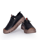 Mocasín OY en Beige y Negro - Elegancia Casual a tus Pies