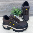 Botas Caterpillar Corte Medio: Robustez y Estilo Aventurero