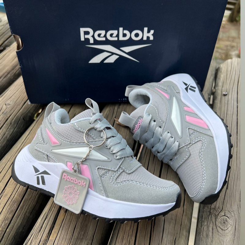 Tenis Kids Deportivo Reebok - Comodidad y Diversión para Niños
