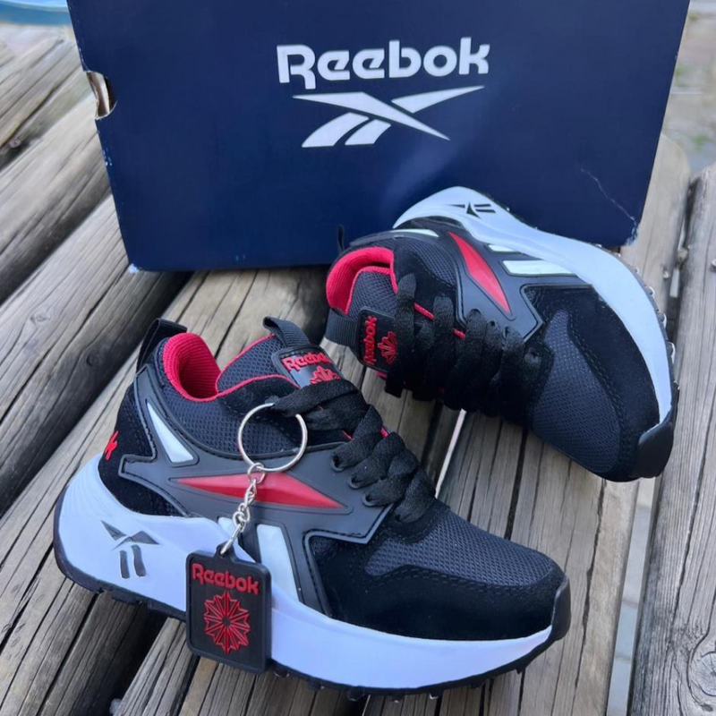 Tenis Kids Deportivo Reebok - Comodidad y Diversión para Niños